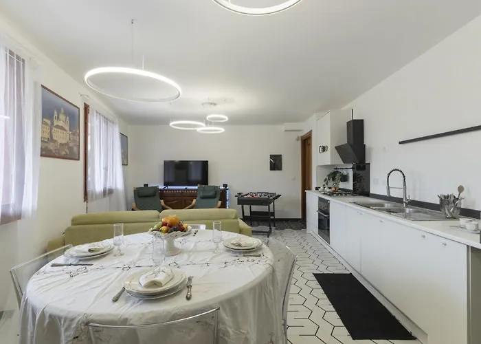 Il Portico By Interhome * 因佩里亚